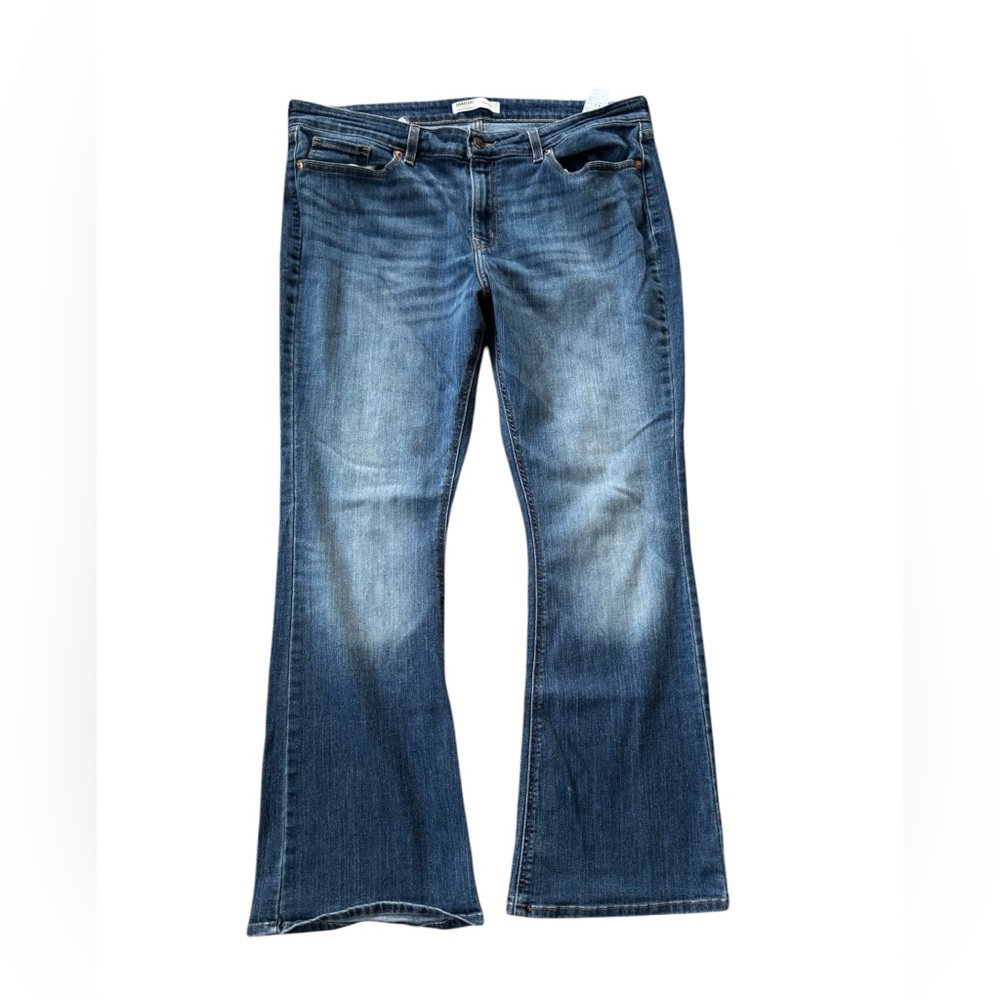 Signature by Levi Strauss True Boot Cut Jeans Women’s 18 W34 Dark Wash Stretch